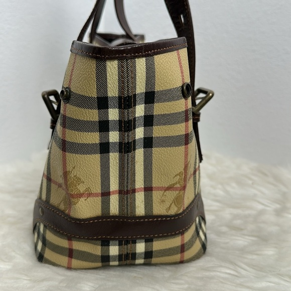 💯 Authentic BURBERRY  Haymarket Check Buckle Satchel Bag🍀 - Picture 13 of 17